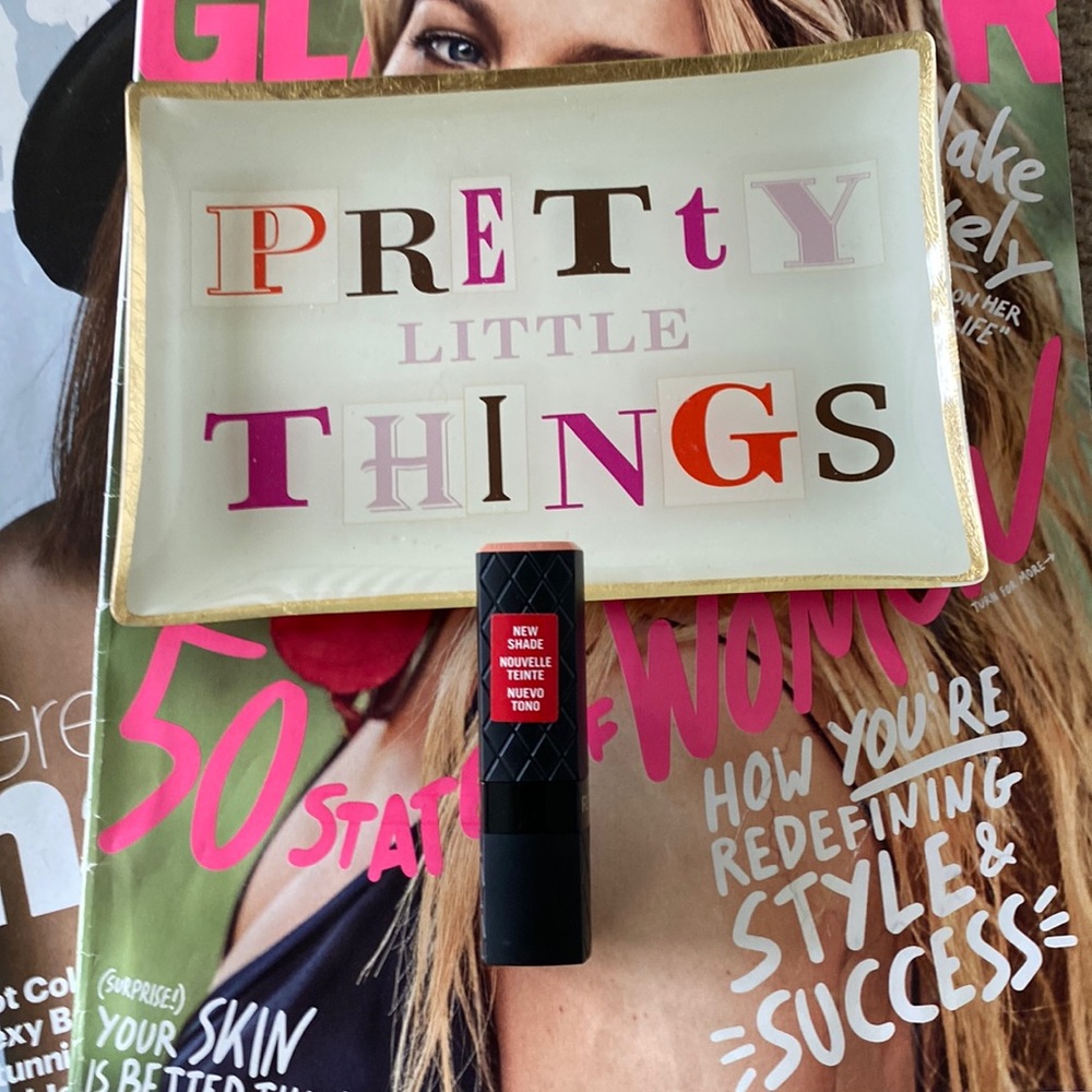 “Revlon” Fashion’s Night Pout, Colorburst Lipstick - Picture 5 of 8